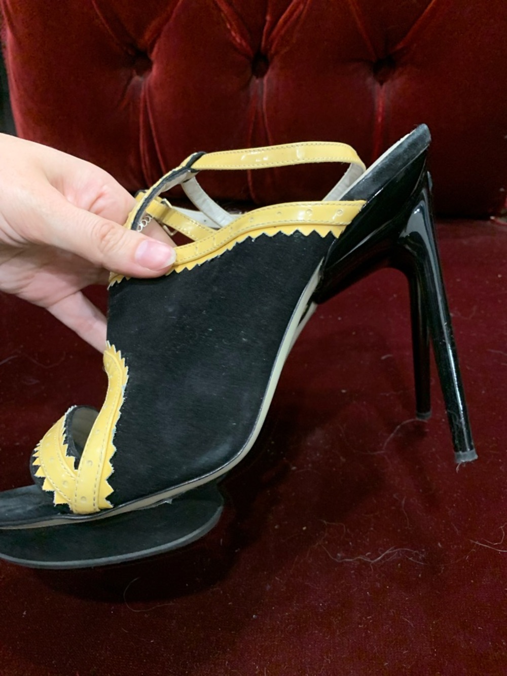 Jason Wu Black and Yellow Zigzag Strap Slingback Heels - Picture 5 of 9